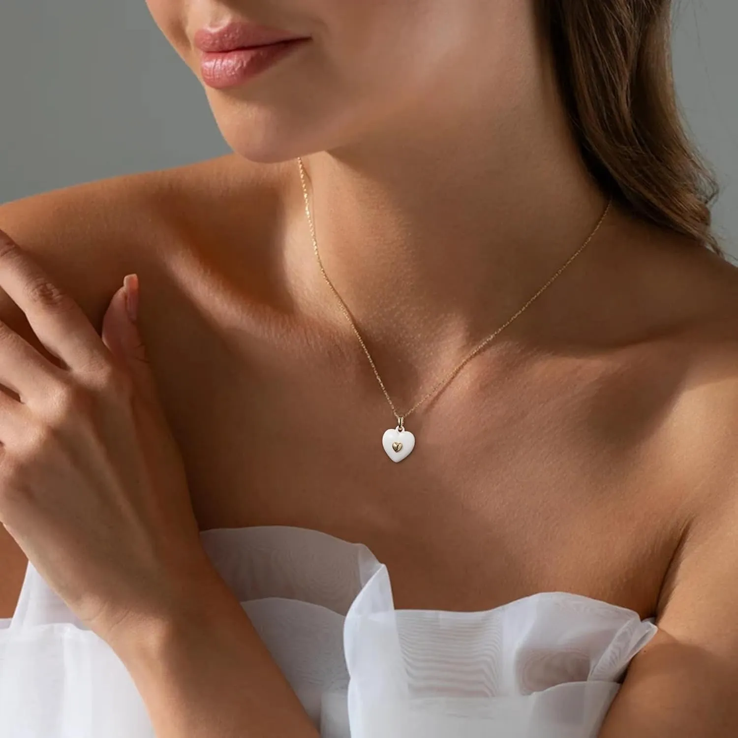 14K Gold Plated Heart Pendant Necklace for Women Trendy Cute Dainty Love Choker Necklaces Pink Black White Red Enamel Heart Pendants Fashion Jewelry Birthday Mother Gifts