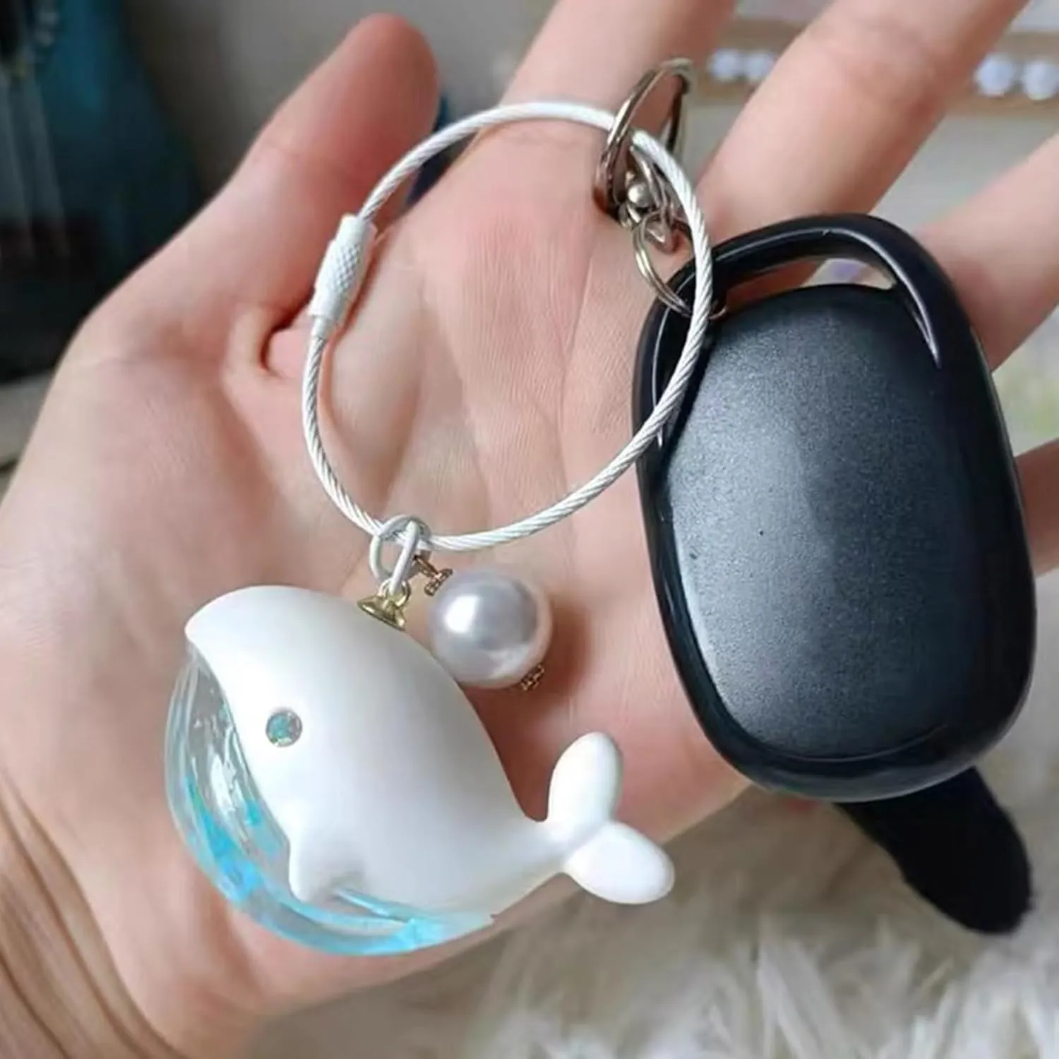 2 Pcs Whale Keychains, Cute Animal Key Chains Car Keyrings Bag Charms Pendant for Car Keys, Backpack, Purse, Wallet