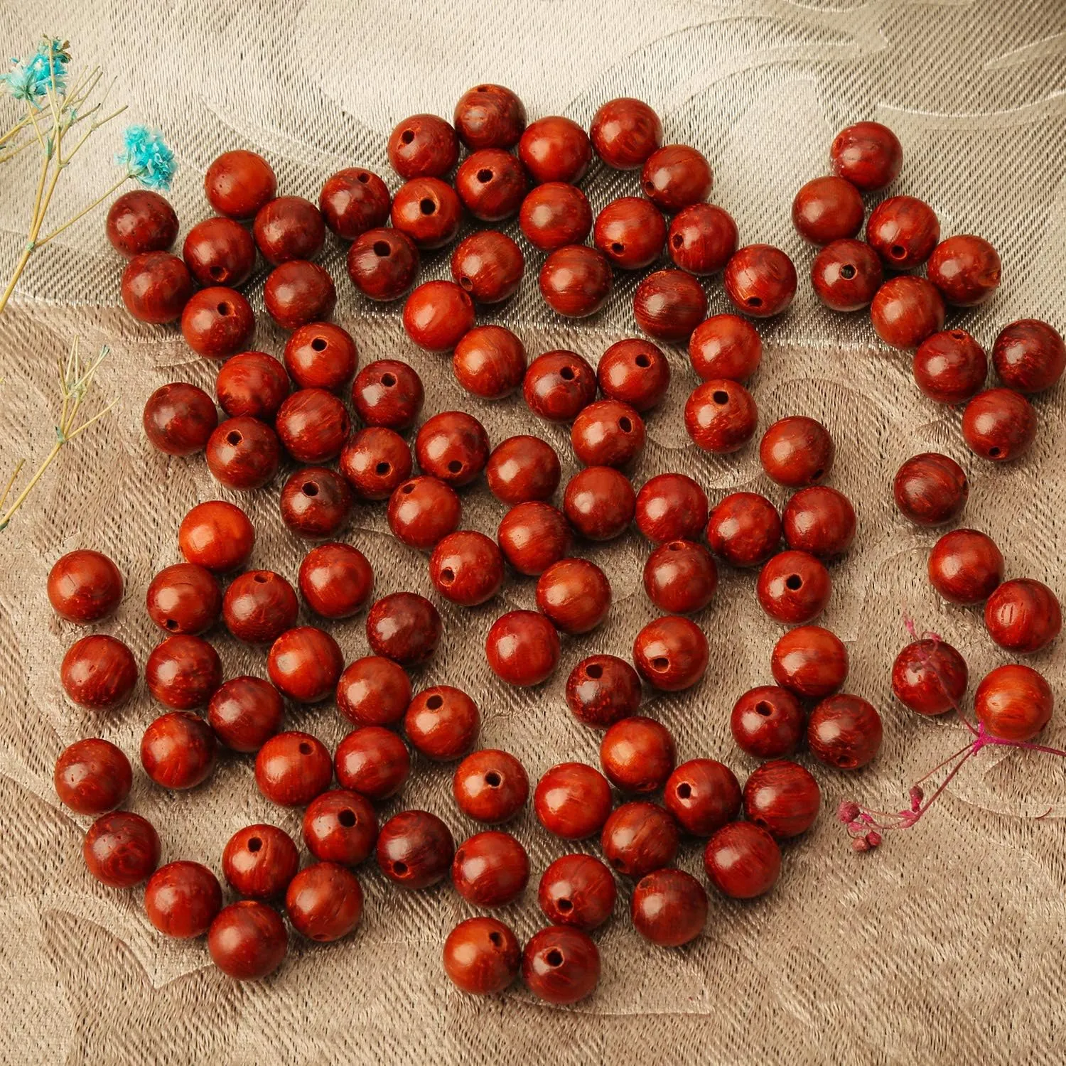 200pcs 6mm Natural Sandalwood Round Beads Gorgeous Craft Handmade Polished Spacer Mala Pray Beads with Elastic Cord for Bracelets DIY Rosary Tasbih Jewelry Making