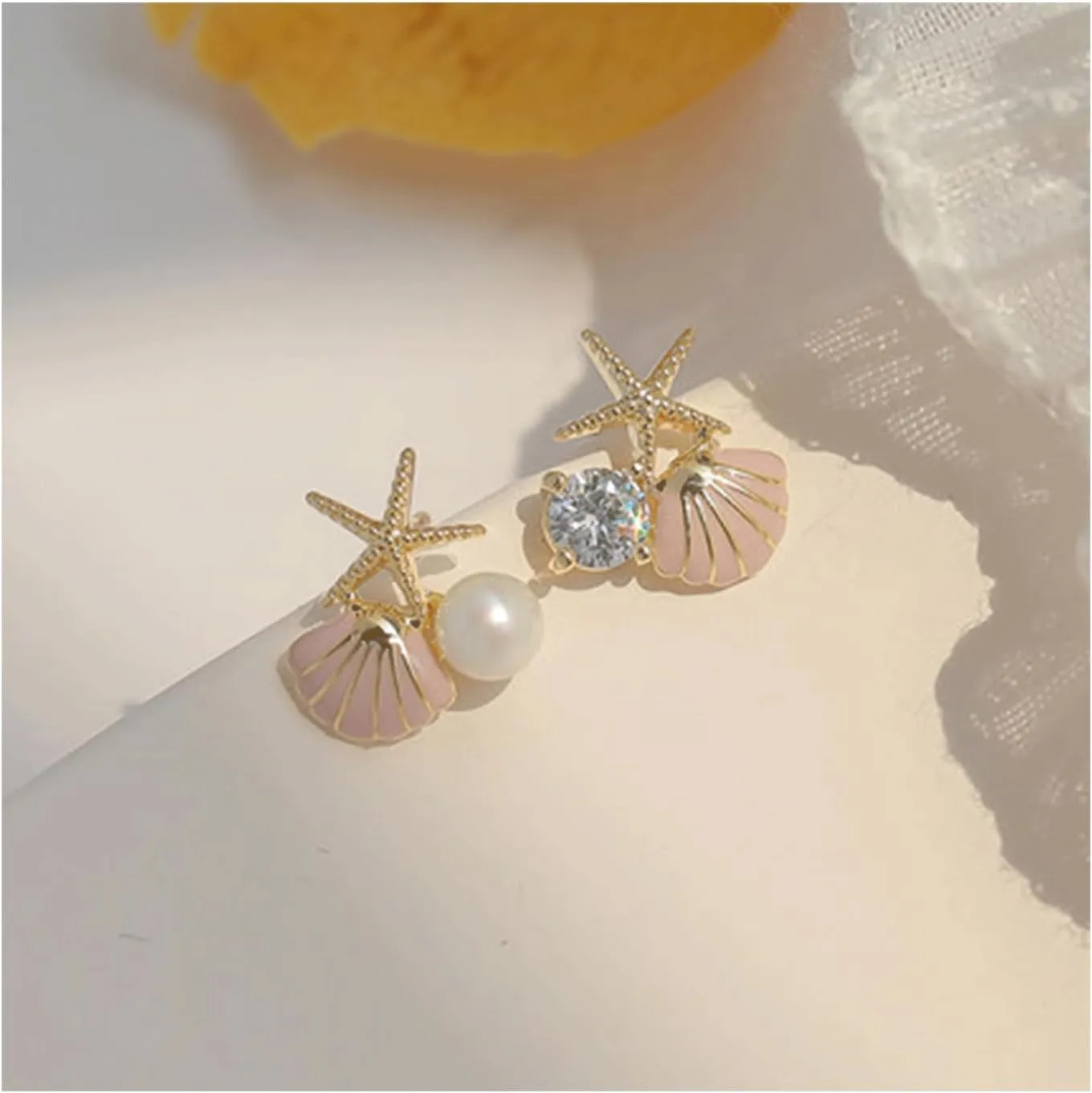 Asymmetric Shell Earrings Starfish Pearl Zircon Earrings Exquisite Boho Stud Earrings Summer Beach Jewelry for Women