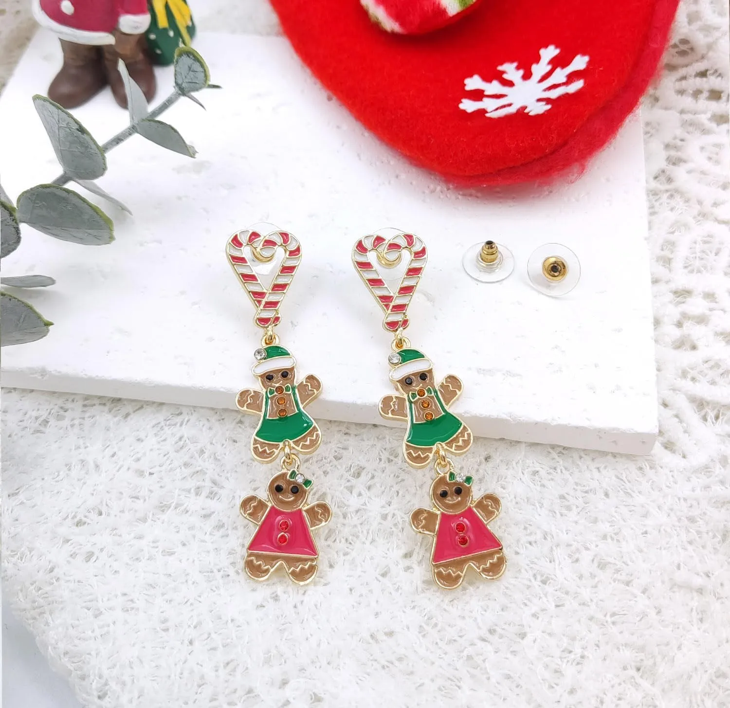 Christmas Earrings for Women Cute Gingerbread Man Studs Christmas Tree Reindeer Dangle Drop Earrings hypoallergenic Party Festival Holiday Jewelry Gift