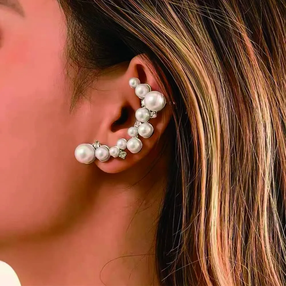 Crystal Pearl Flower Climbers Crawler Stud Earring Cute Rhinestone Resin Floral Left Ear Cuff Wrap Clip Earring Top Ear Clip Gold Jewelry Jacket for Women 1 Pcs