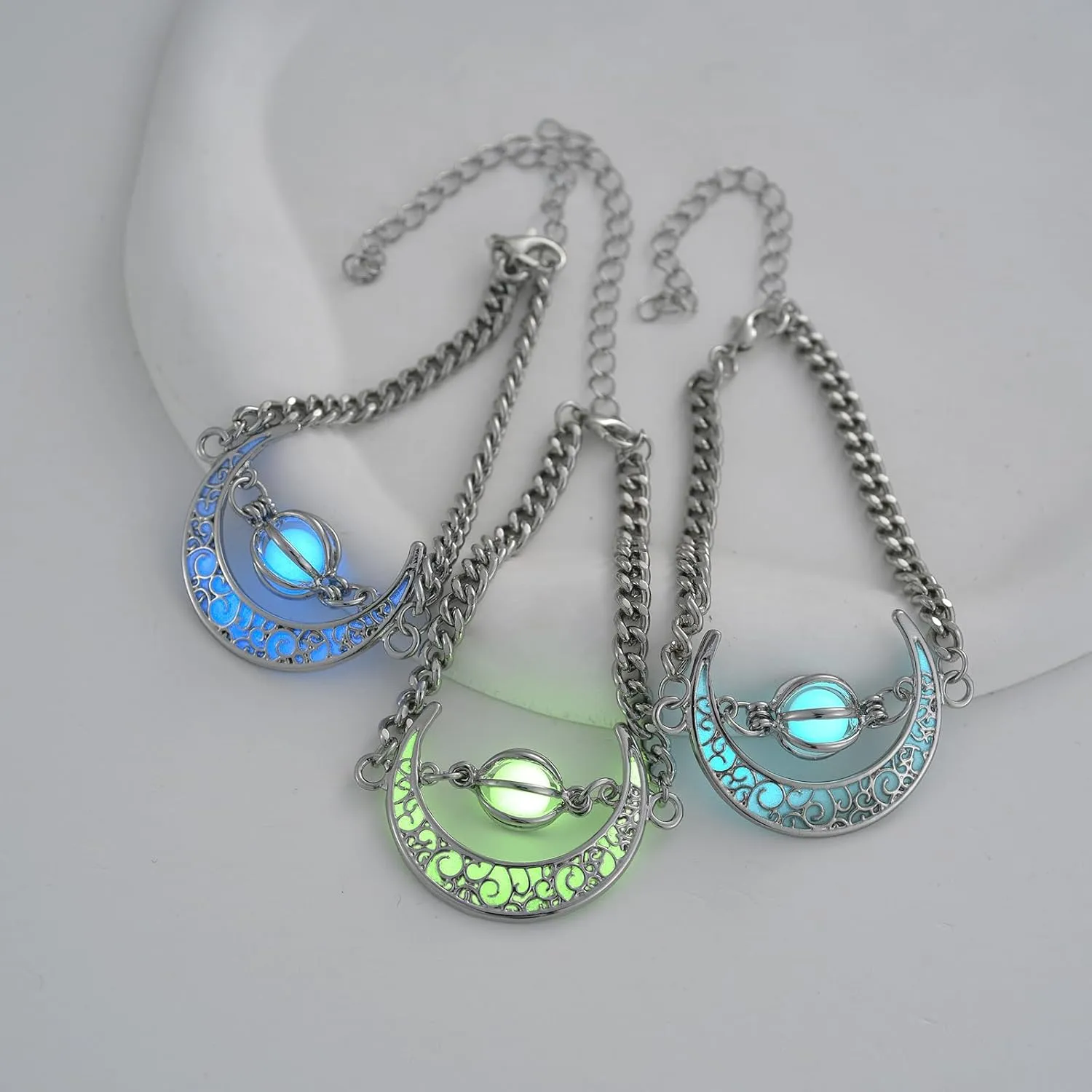 EEQQBZ Glow in The Dark Silver Crescent Moon bracelets - Glowing Blue Moon Charm - Magical Fantasy Fairy Glowing bracelets - Glow Jewelry
