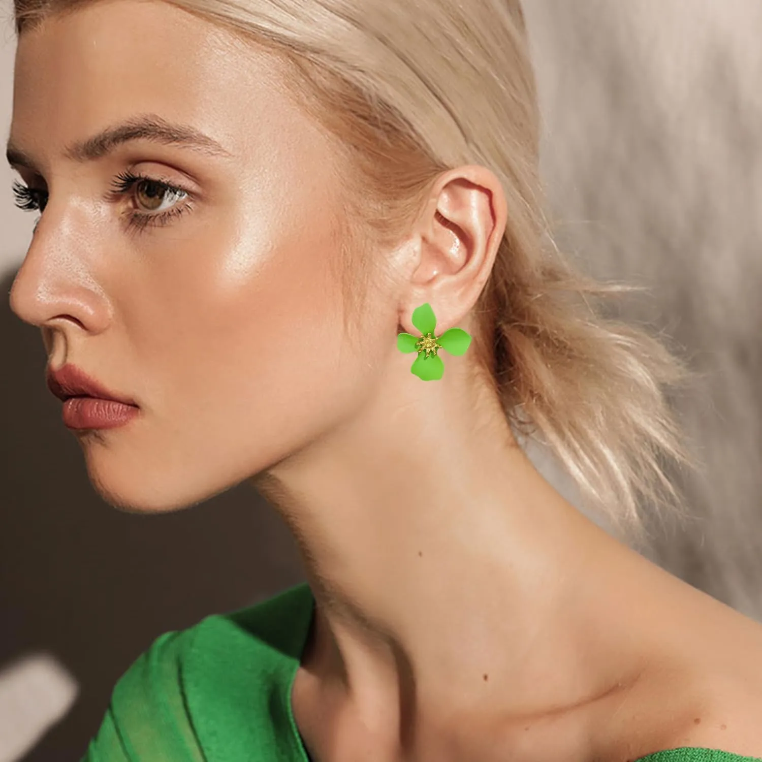 Exquisite Bohemian Style Floral Alloy Stud Earrings Colorful Four Petal Flower Petal Stud Earrings for Women