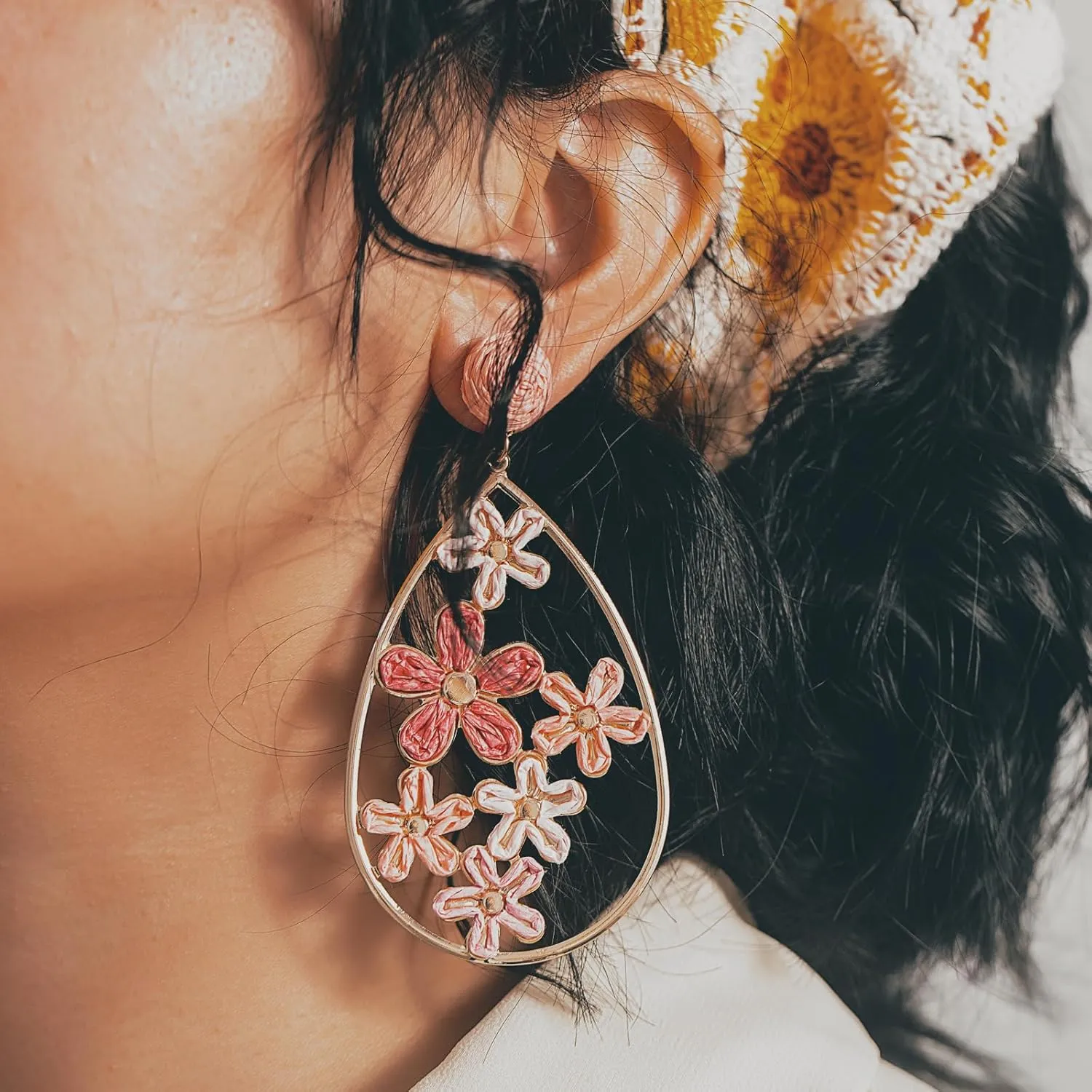 Flower Teardrop Earrings Boho Raffia Earrings Cute Floral Dangle Earrings Trendy Statement Jewelry for Women
