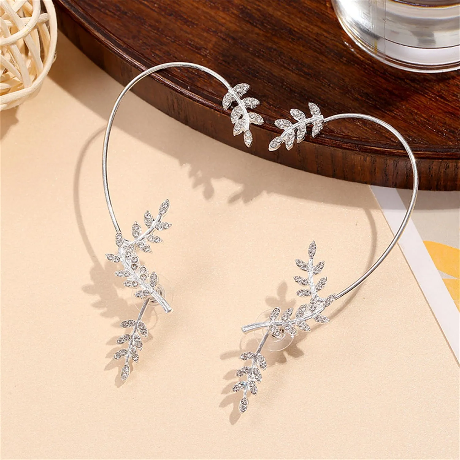 FUTIMELY Crystal Leaf Ear Cuff Earring for Women,Goth Elf Fairy Ear Wrap Earrings Non-Piercing Fake Climbers Crawler Earring Bridal Wedding Jewelry