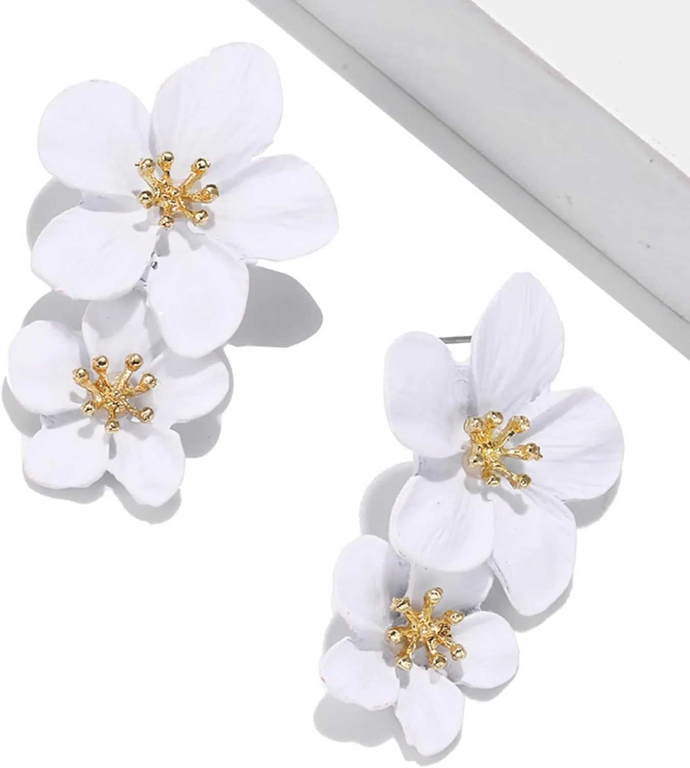 Gold Flower Earrings Necklace Set Flower Jewelry Big Foral Statement Earrings for Women Summer Charm Necklace Beach Vacation Essentials