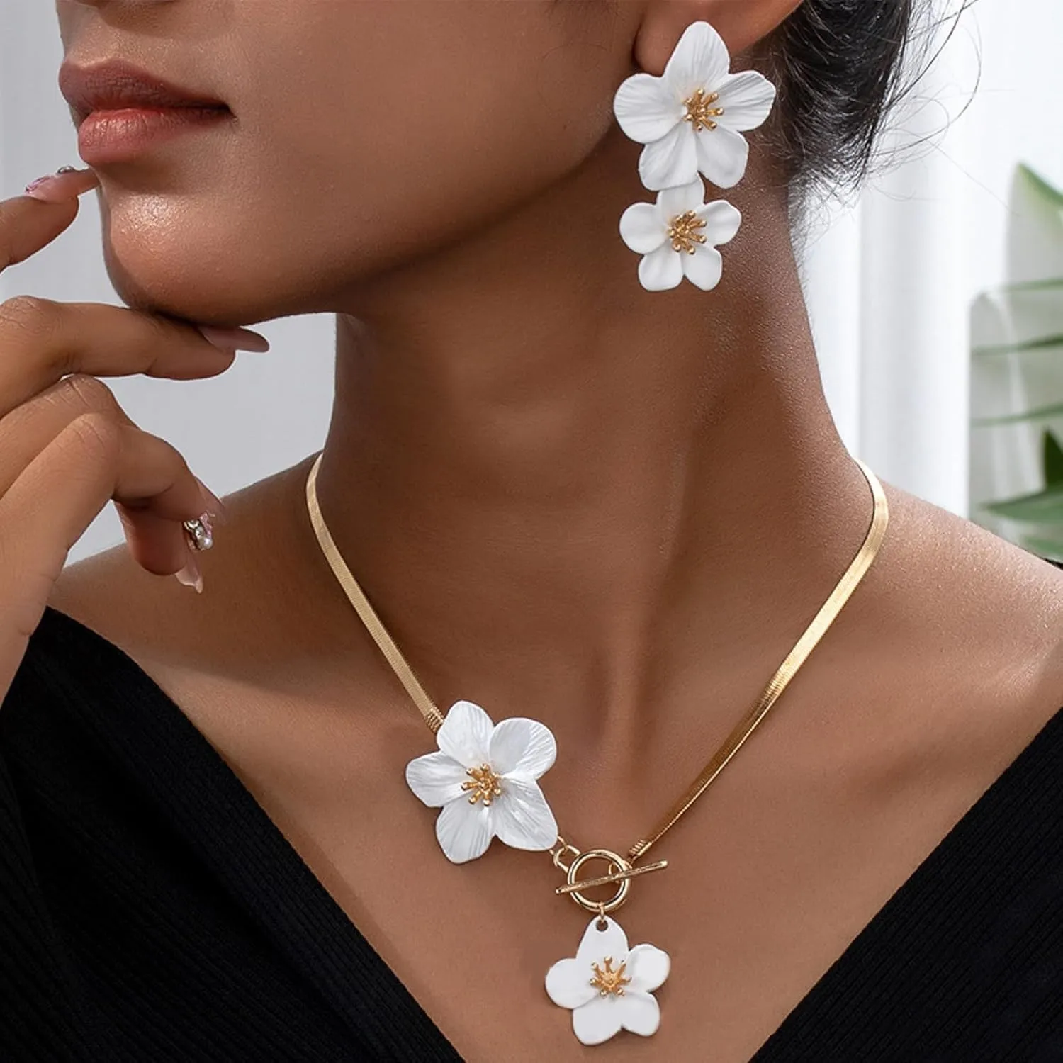 Gold Flower Earrings Necklace Set Flower Jewelry Big Foral Statement Earrings for Women Summer Charm Necklace Beach Vacation Essentials