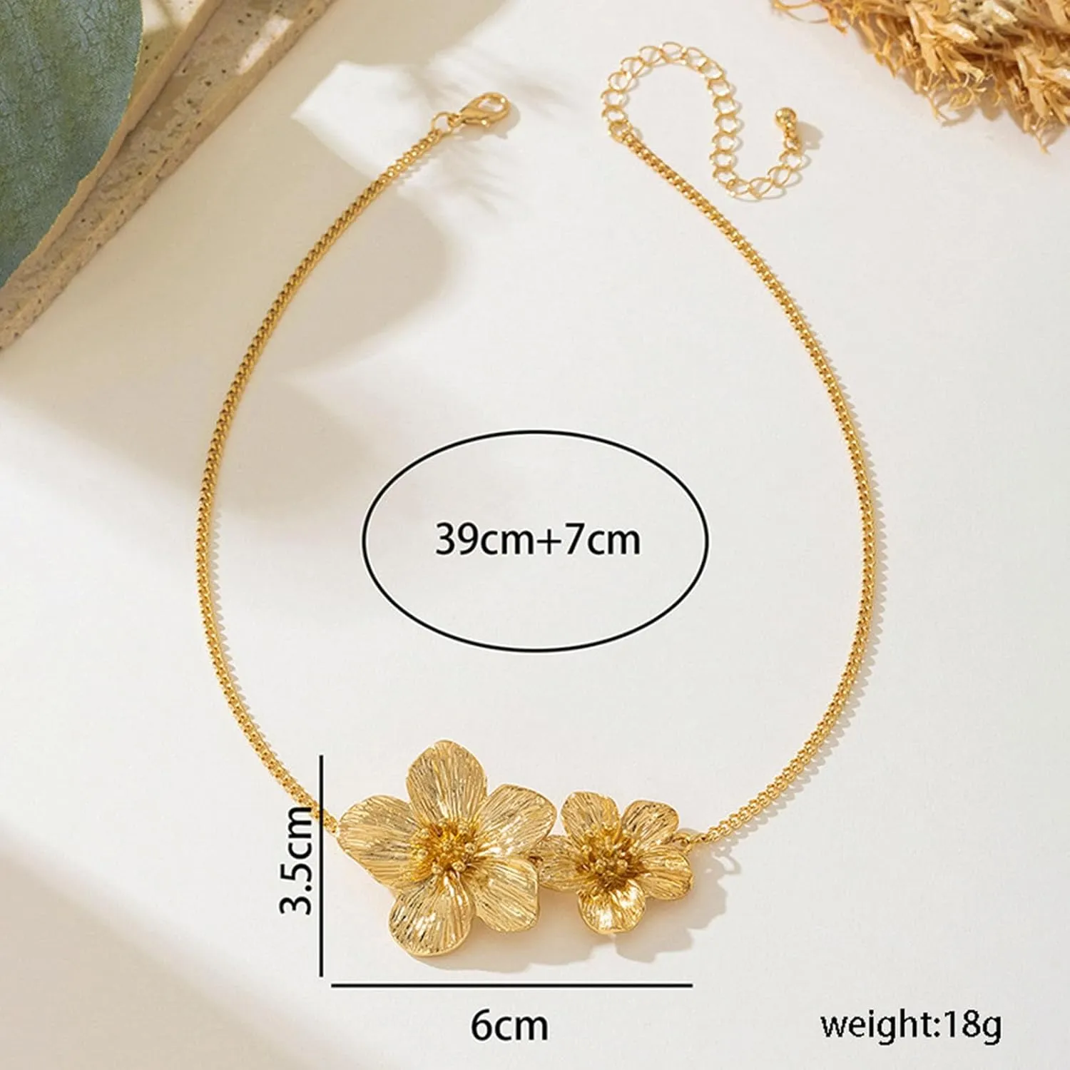 Gold Flower Necklace for Women Chunky Gold Floral Pendant Necklace Statement Flower Choker Jewelry for Women