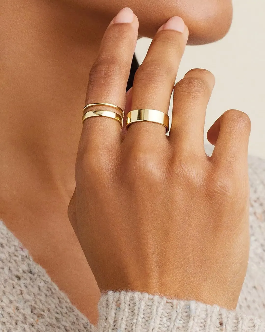 gorjana - Rose Ring Set - 18k Gold Plated Finish - Set of 3 Flat High Shine Bands - Cigar Band Inspired Design - Daily Elegance - Versatile Jewelry Piece
