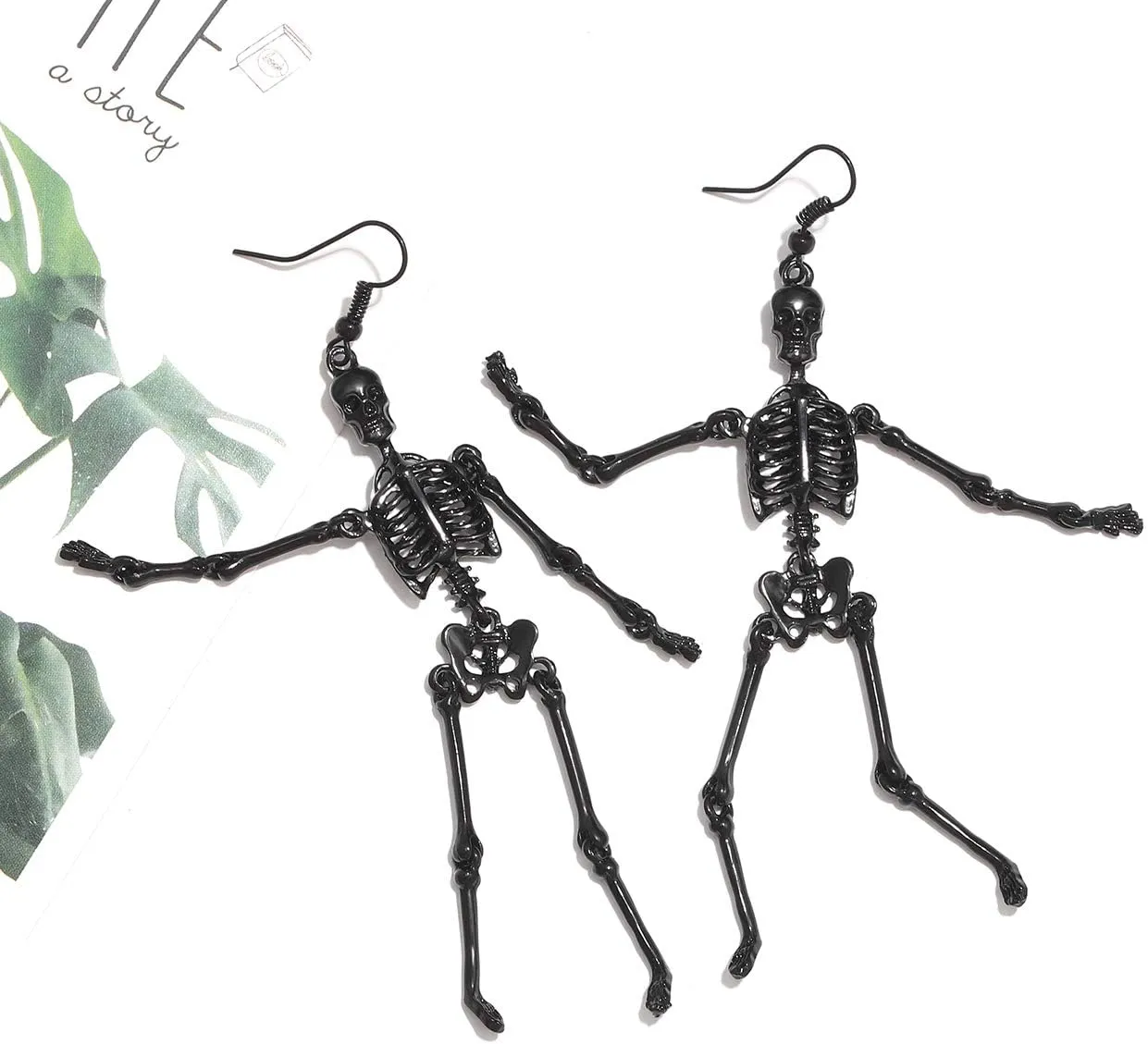 Halloween Skeleton Earrings Spooky Skull Skeleton Dangle Earrings for Women Costume Dress Up Ghost Earrings Halloween Outfits Jewelry Accessories Gifts