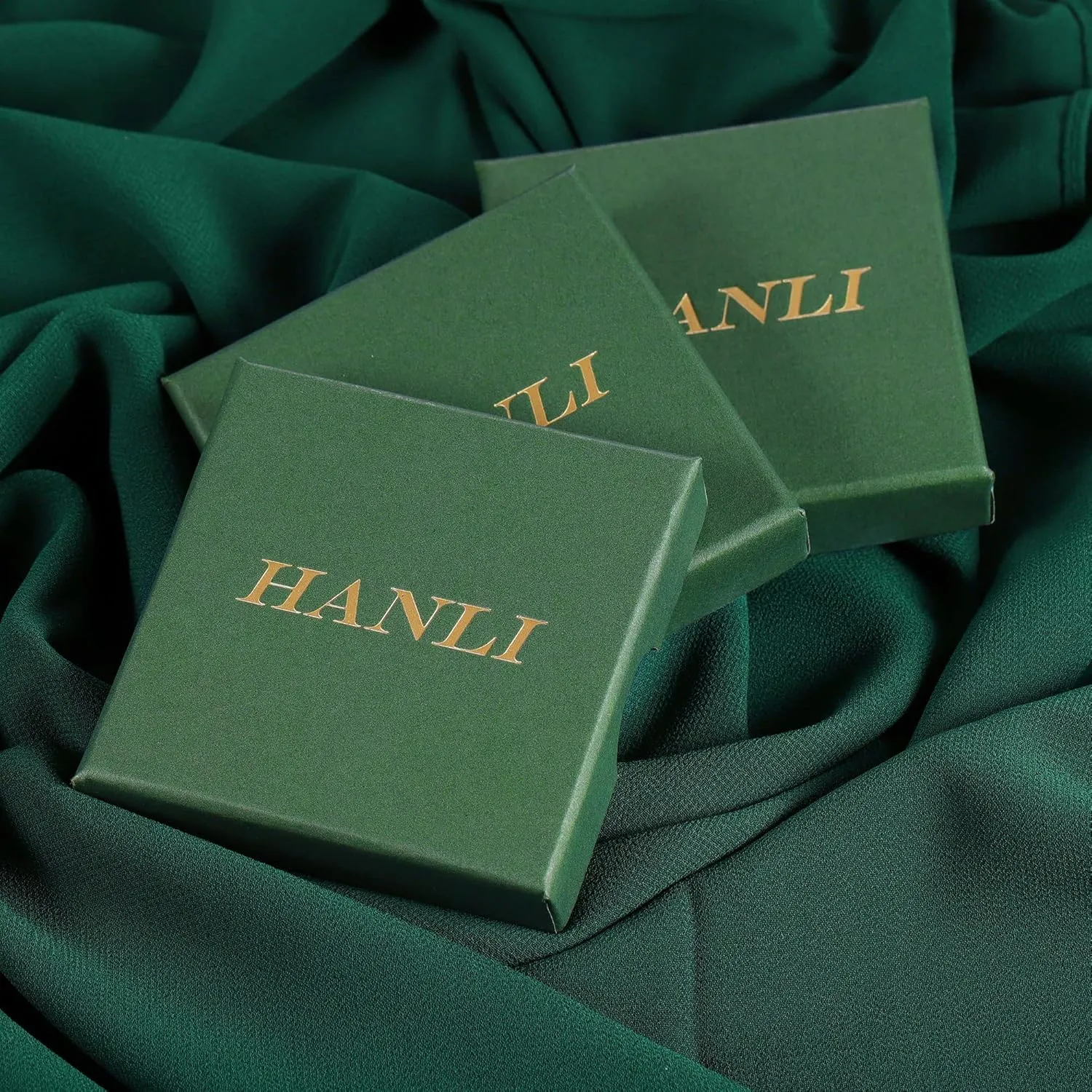 HANLI Cross Necklace, 14k Gold/Silver Plated Dainty Cross with Cubic ZirconiaStone