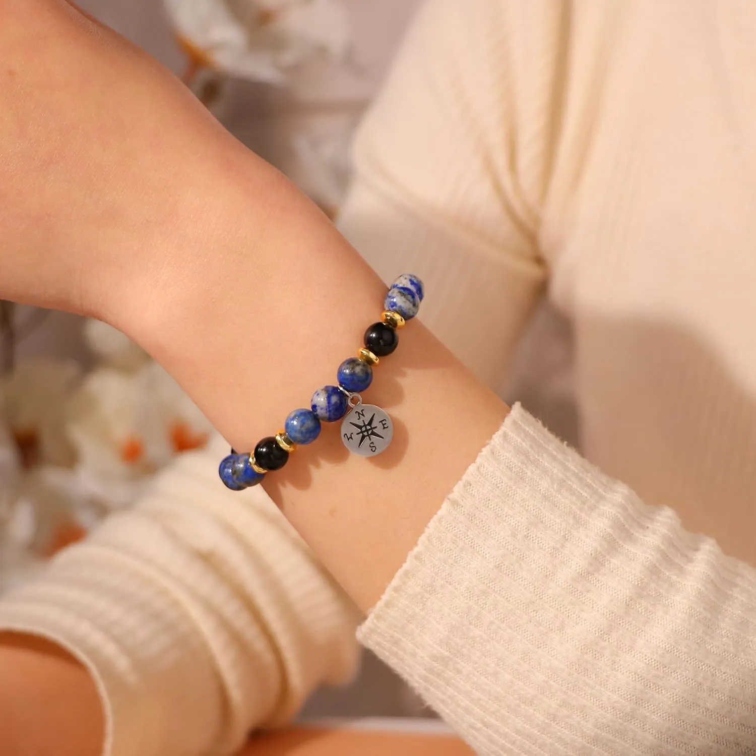 JoycuFF Graduation Gifts for Her Him Class of 2025 Graduation Bracelets Inspirational Graduation Compass Bracelet for Women College Graduation Gift for Him Her