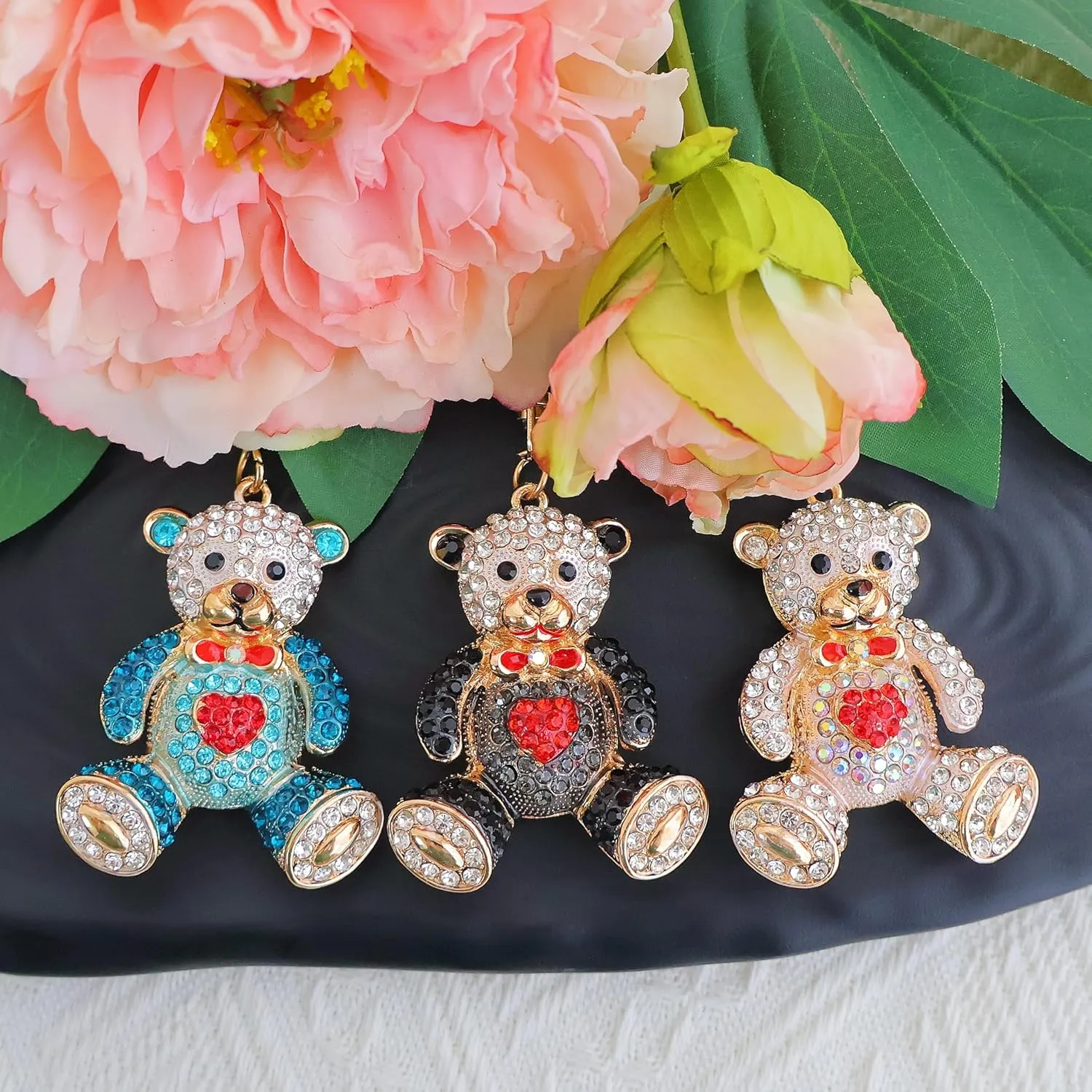 Key Chains Women Cute Keychains for Women Funny Keychain for Her Sister Girl Birthday Gift Bag Wallet Accessories