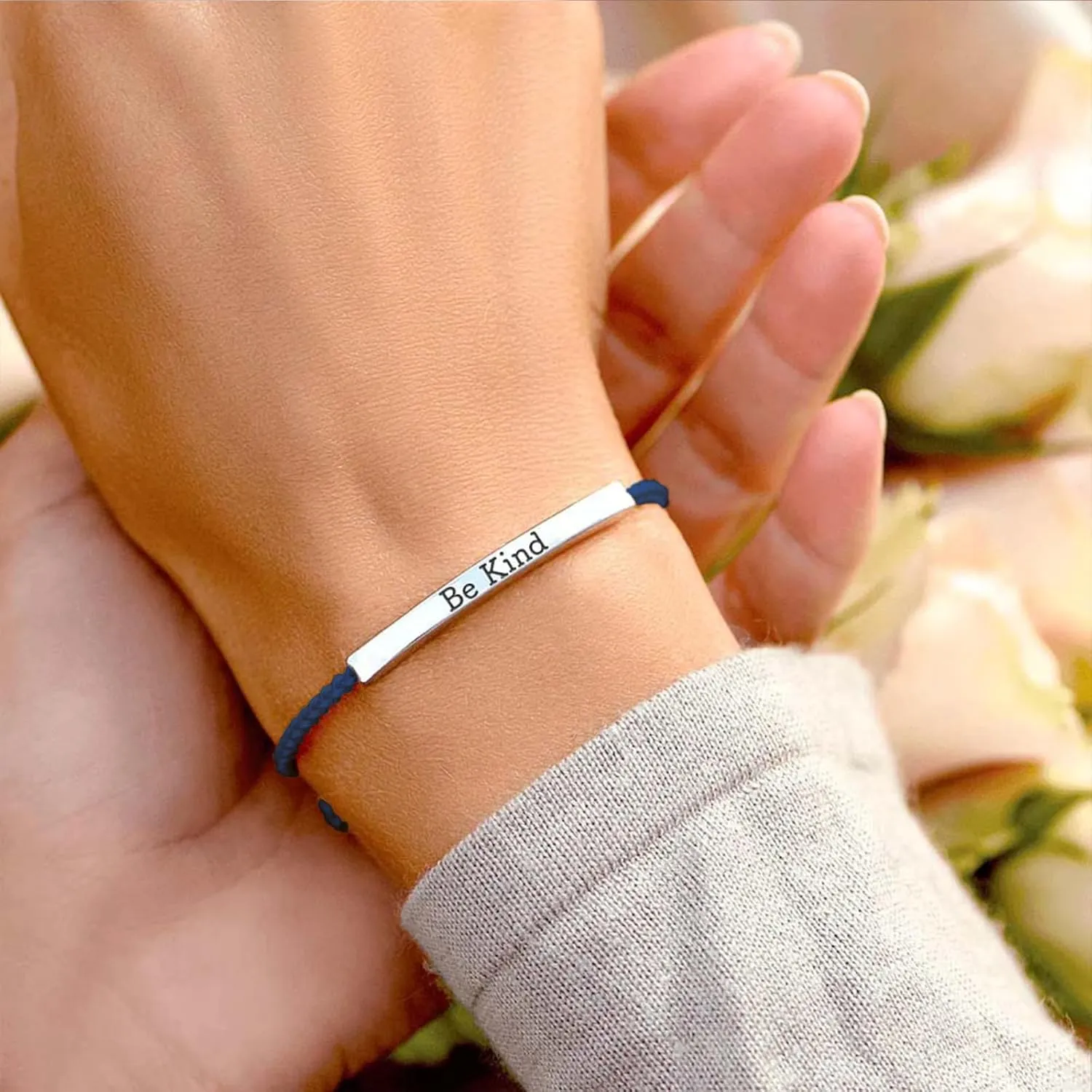 Long tiantian Be Kind of a B Bracelet Best Friend Bracelet for Women Black Braided Bracelet Friendship Bracelet Adjustable Bracelet Trendy Jewelry Gift for Women Friends