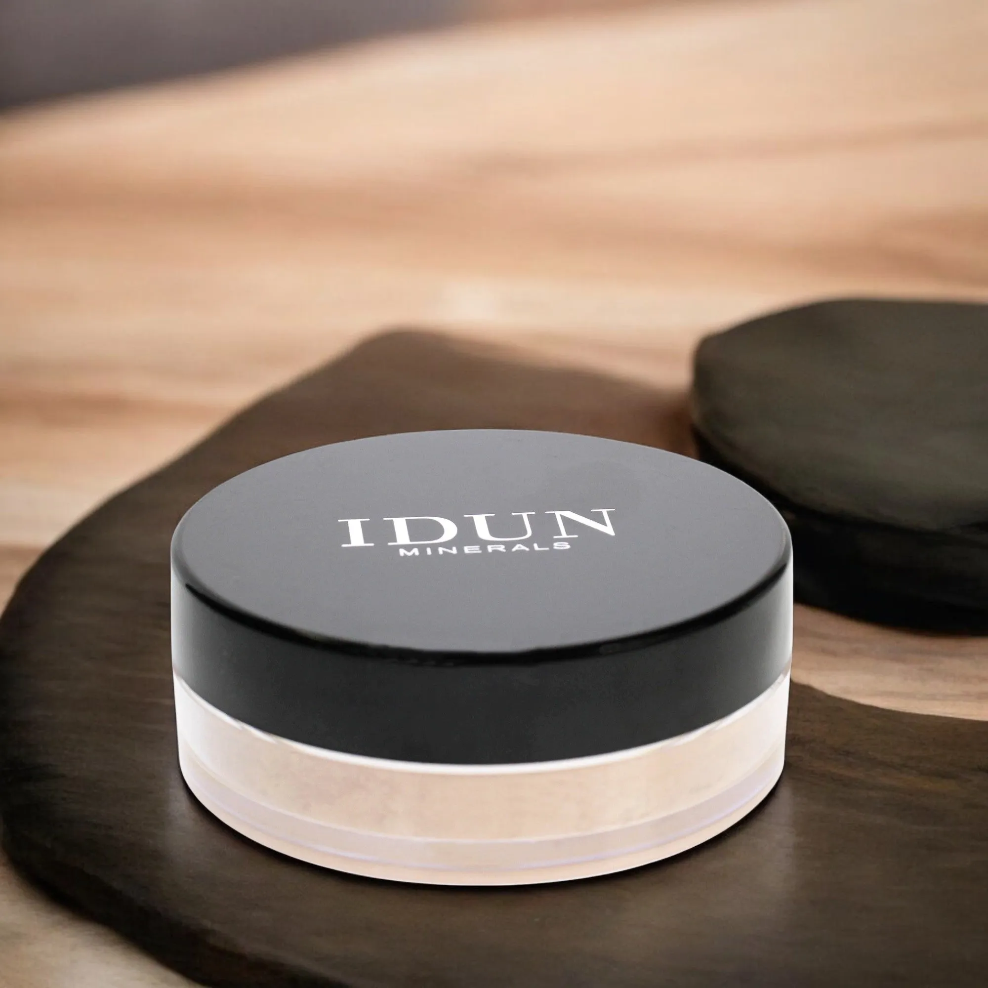 Mineral Powder Foundation SPF 15 - 044 Ylva by Idun Minerals for Women - 0.25 oz Foundation