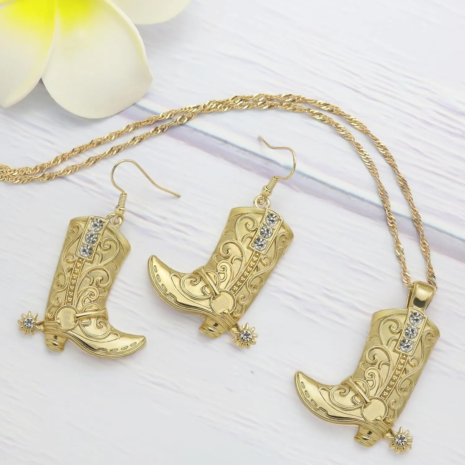 RechicGu Western West Cowgirl Cowboy Texas Boots Earrings Necklace Set, Spur Rodeo Drop Dangle Boots Earrings,Twist Link Chain Necklace with Boot Pendant,Jewelry Set