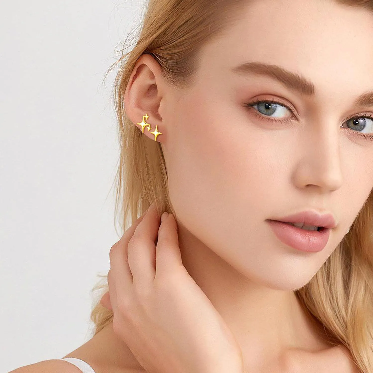 S925 Sterling Silver Star Stud Earrings for Women Teens 18K Gold Plated Post Silver Star Earrings for Girls Teens Unique Sparkle Star Studs Small Pierced Celestial Starburst Earrings Trendy Star Jewelry Gift