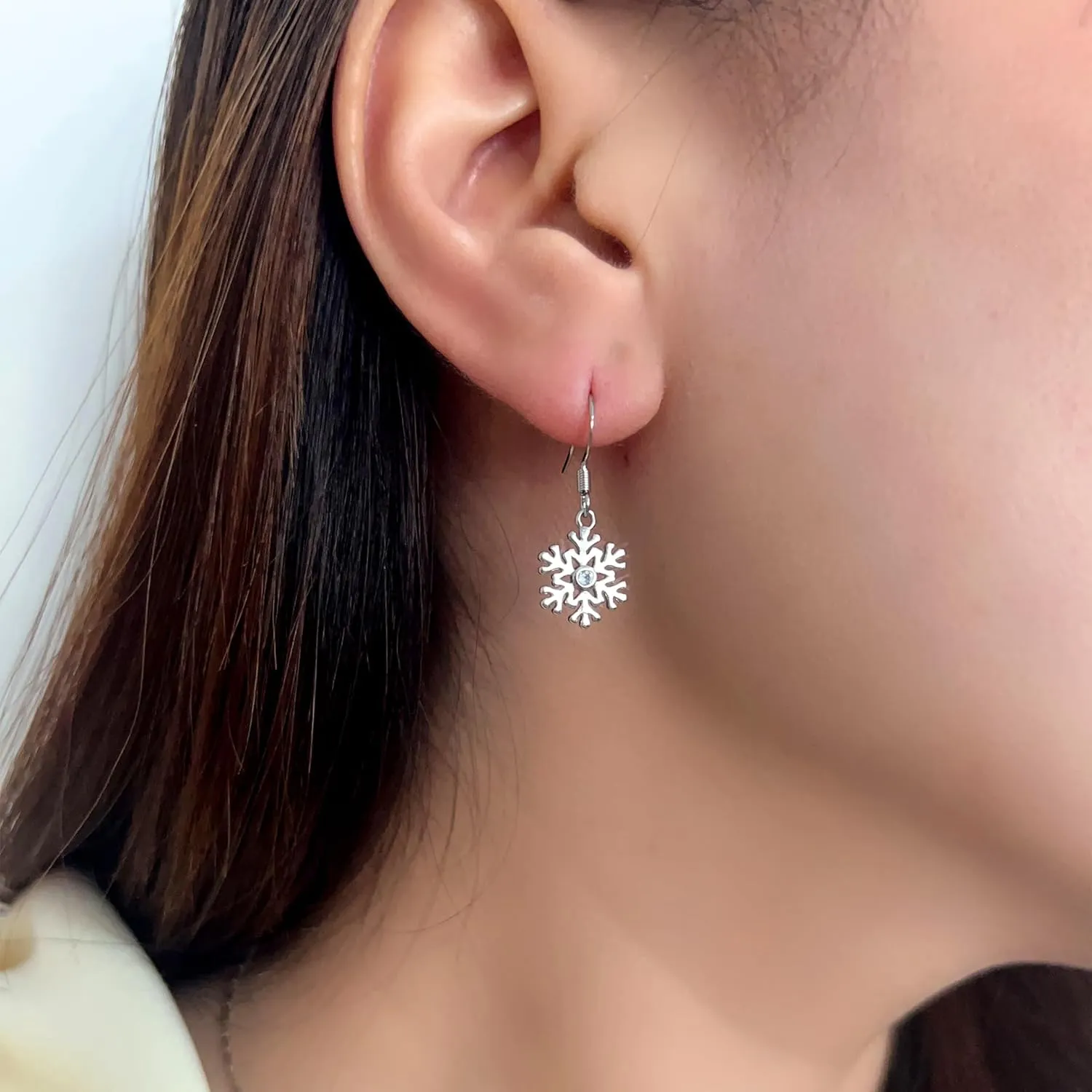 Shining Christmas Earrings for Women,Sparkling Crystal Christmas Tree Hat Snowflake Earring for Women,Xmas Festival Birthday Party Exquisite Jewelry