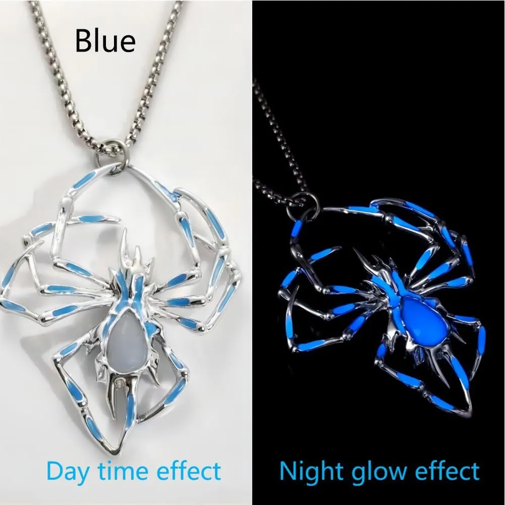 Spider Necklace Pendant Luminous Spider Insect Cool Necklace for Women Men Glow in The Dark Necklace Halloween Jewelry