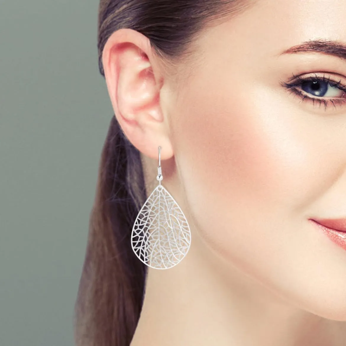 Teardrop Earrings for Women, 14K Silver Plated Dangle Earrings Handmade Filigree Teardrop Dangling Earrings Hypoallergenic 925 Sterling Silver Hooks Exquisite Leaf Earrings for women Girls