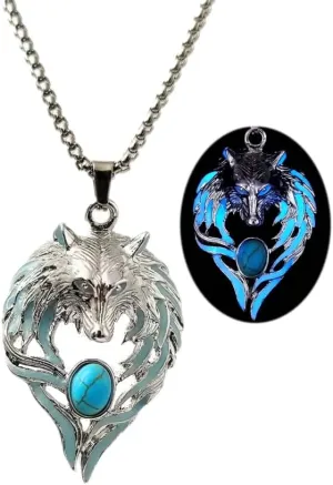 Wolf Necklace for Women Men Luminous Wolf Head Pendant Necklace Viking Wolf Stuff Gift Halloween Glow in the Dark Jewelry