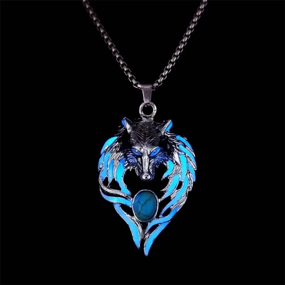 Wolf Necklace for Women Men Luminous Wolf Head Pendant Necklace Viking Wolf Stuff Gift Halloween Glow in the Dark Jewelry