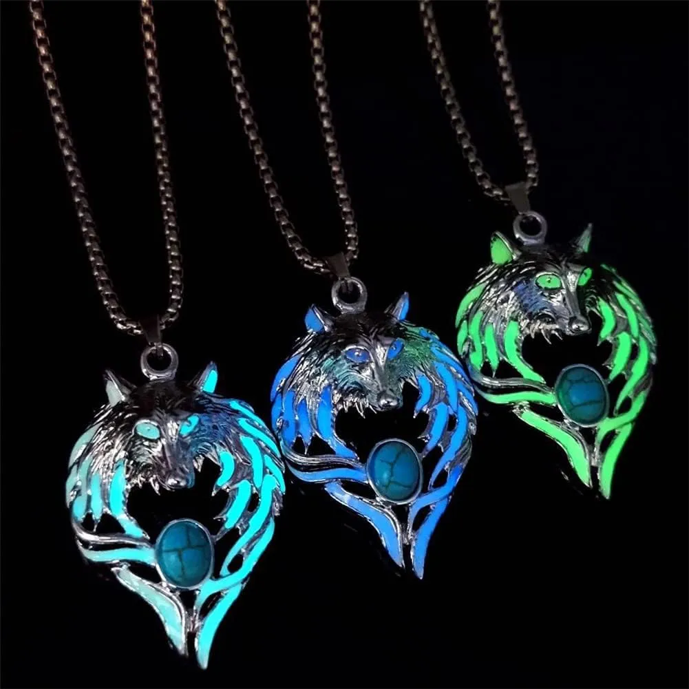 Wolf Necklace for Women Men Luminous Wolf Head Pendant Necklace Viking Wolf Stuff Gift Halloween Glow in the Dark Jewelry