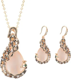 Woman Necklace Earrings Set Elegant Women Jewellery Necklace Chain Of Peacock Crystal Pendant Style Necklace  Earrings Set Creative And Exquisite Workmanship Nice and clever