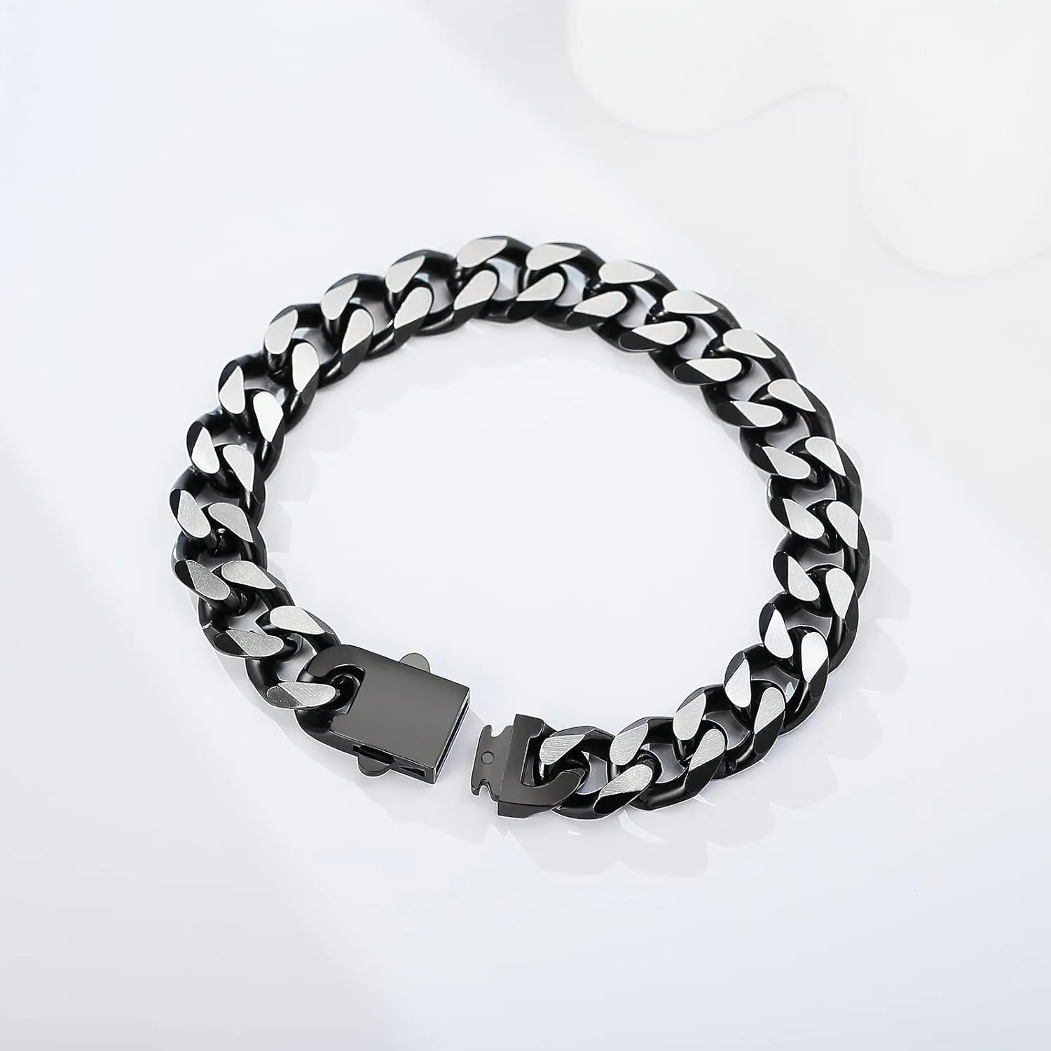 YAMI Bracelets for Men, Cuban Link Chain Diamond-Cut Bracelet, Titanium Steel Mens Jewelry Cool Stuff, Gifts For Boyfriend/Husband/Father On Anniversary/Birthday 7.5/8/8.5/9 Inches, Gold/Blue/Black B0C1B4WZJB