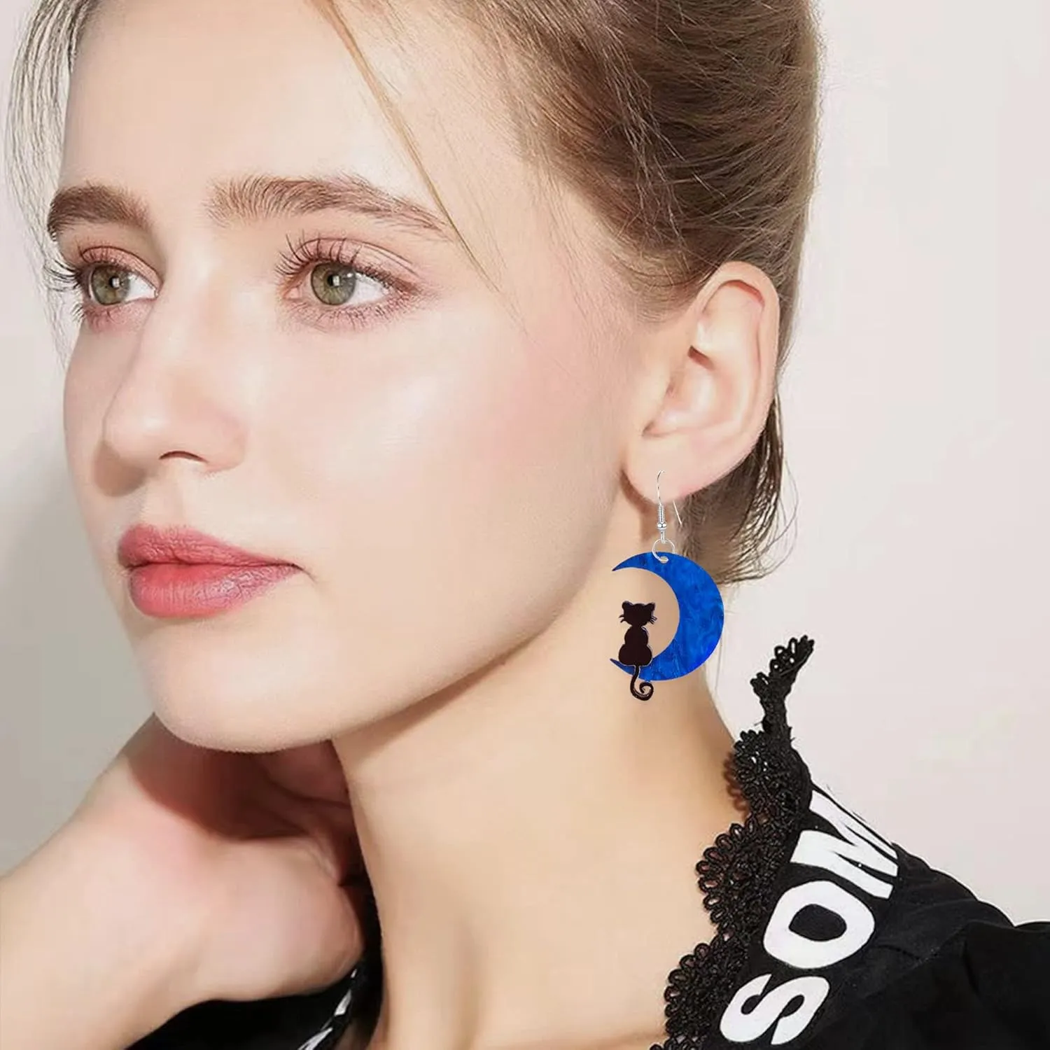 YUNXI Black Cat on the Moon Dangle Earrings Acrylic Star Mismatched Earrings Animal Lovely Women Halloween Jewelry Light Weight